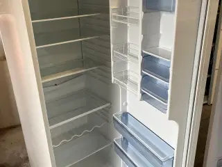 Stort Gram køleskab KS 410