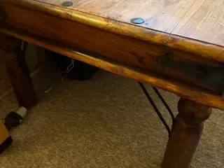 20+ år gammelt sofabord