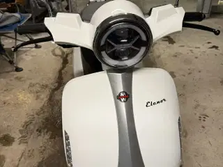 Motowell Elenor hvid scooter