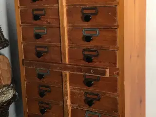 Skuffeskab