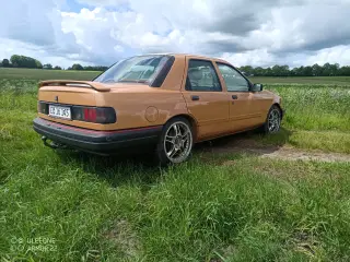 Ford Sierra 