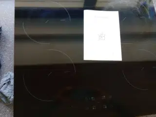 Induktionskogeplade med 4 kogezoner 