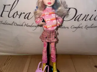 Monster high Wednesday enid