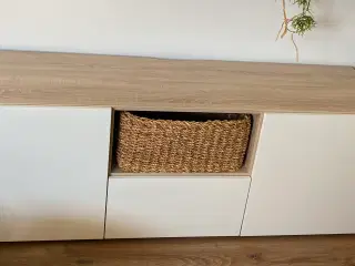Skænk/skab el. Tv-bænk. 