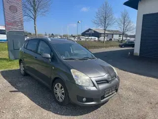 Toyota Corolla Sportsvan 2,2 D-4D 136 Sol