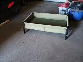 Hundekurv på ben