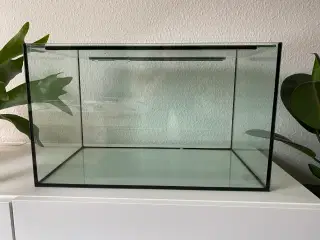 Akvarier med glaslåg, 25 og 45 liter