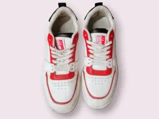 Retro STWD streetwear development sneakers 