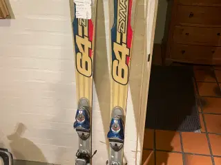 Dynastar slalomski 157 cm