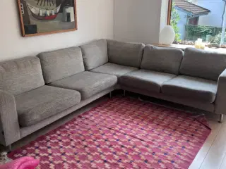 RAUN hjørnesofa. Brugt men i ok stand.