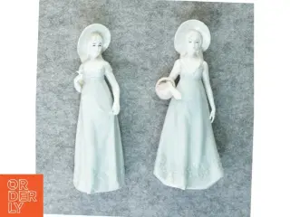 Figurer (2 stk) (str. 22 x 10 cm)