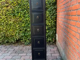 Høj Kommode