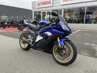 Yamaha YZF R6