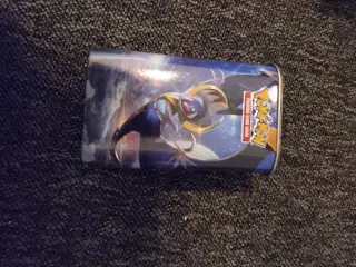 Pokemon kort i kasse