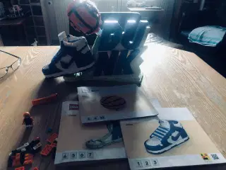 Lego Nike Dunk 43008