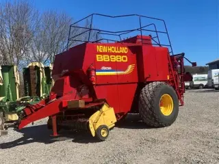 New Holland BB980