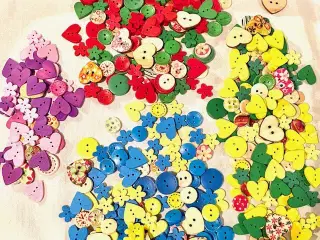 Store pakker knapper med 180 til 350 stk