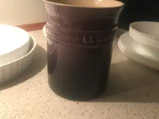 Lilla le creuset redskabskrukke