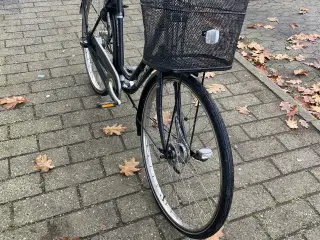 damecykel. Batavus 28 tommer 7 gear,