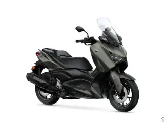 Yamaha X-Max 300