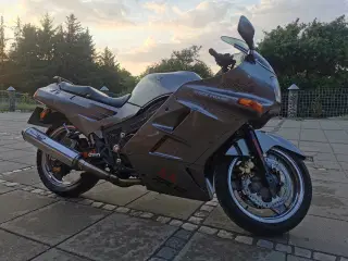 Kawasaki zx 10