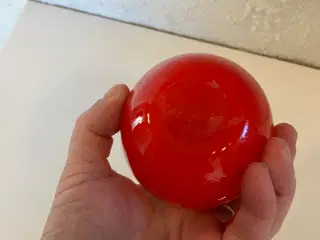 Rødt glas æble