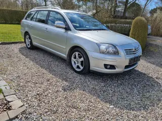 Toyota Avensis 2,2 Diesel