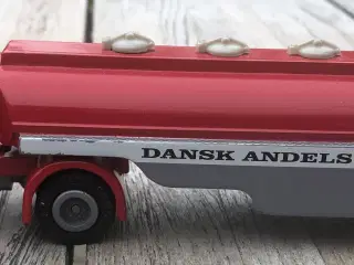 TEKNO...SCANIA VABIS 76 D.A.K. TANKBIL