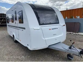 2020 - Adria Adora 502 UL Supreme Edition   Meget velholdt Adria Adora 502 UL med Alde og Aircon.