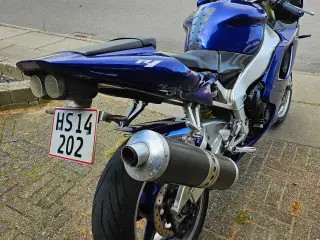Yamaha YZF-R1 RN-01 