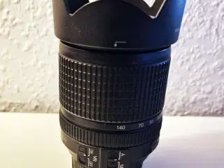 Nikon AF-S DX Nikkor 18-140mm f/3.5-5.6G ED VR, Aa