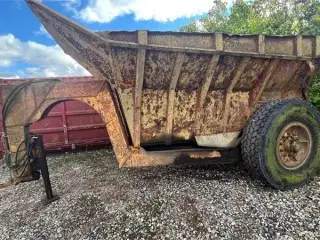 Volvo BM Dumpervogn med svanehals