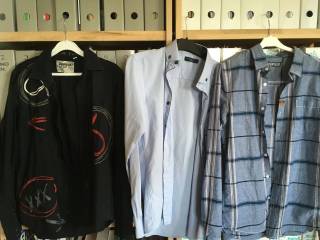 3 stk herreskjorter str S, 100 kr