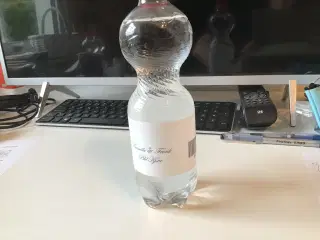 Labels med navn og dato til bryllup