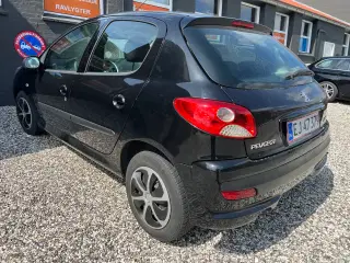 Peugeot 206+ 1.4 benzin