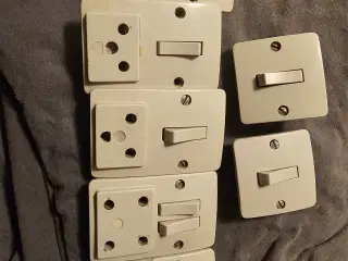 Ældre afbrydere og stikkontakter