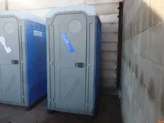 MOBIL TOILET, Se