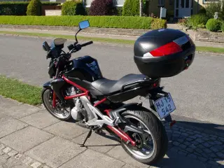 Kawasaki ER6 2007