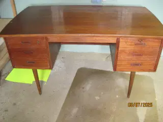 Teak skrivebord