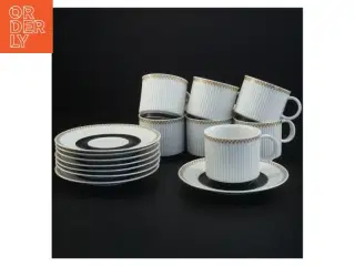 Eksklusivt mocca porcelæns kopper og underkopper (str. Diameter 12 cm kop 6 x 6 og en halv cm)