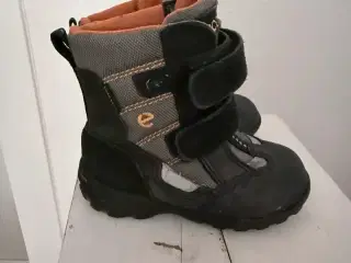 Ecco sorte velcrostøvler. Str 22
