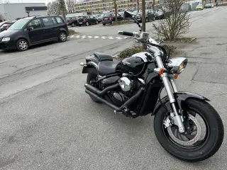 Suzuki Intruder VZ800