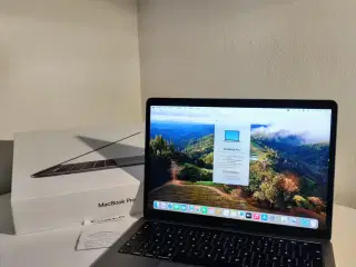 MacBook Pro 2019 256GB(Perfekt stand, kvittering).