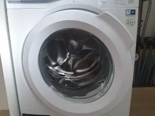 Lidt brugt AEG vaskemaskine