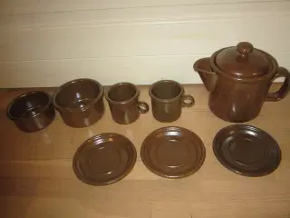 Fint Eslau keramik  tekande, krus , skåle m.m.