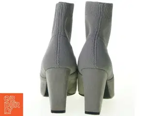 Sko fra Stevemadden (str. 24 cm)