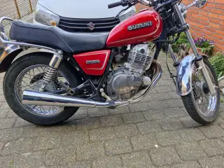  Suzuki Gn 250 dele sælges. 