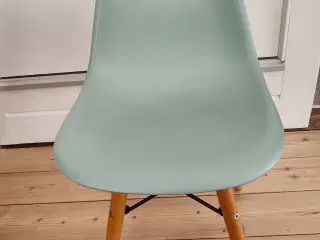 Børnestol med træben blå