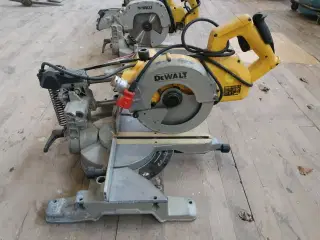Kap-/geringssav, Dewalt DW777