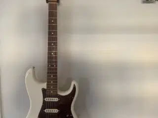 Fender Stratocaster 